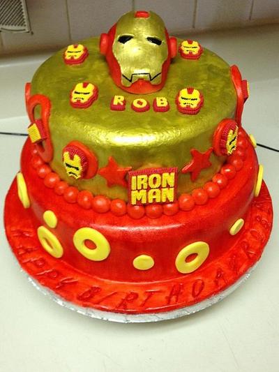 Iron Man - Cake by kangaroocakegirl