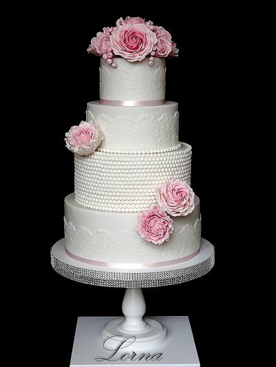Wedding cake - roses and peonies - Cake by Lorna