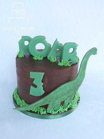 'ROAR' - Cake by Symone Rostron Cakes & Curiosities