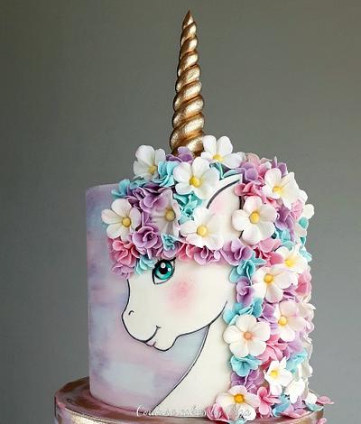 Miss Unicorn - Cake by Couture cakes by Olga