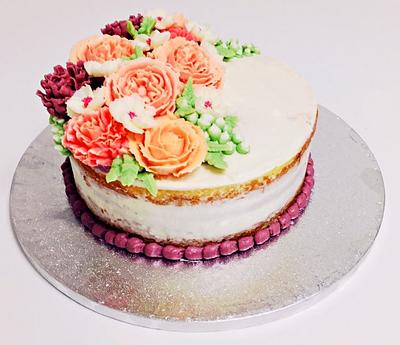 Buttercream flowers cake - Cake by Lallacakes