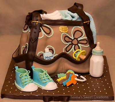 LIFE SIZE DIAPER BAG CAKE ...ALL EDIBLE AND HANDMADE BY ME  :) - Cake by teresasweetcreations