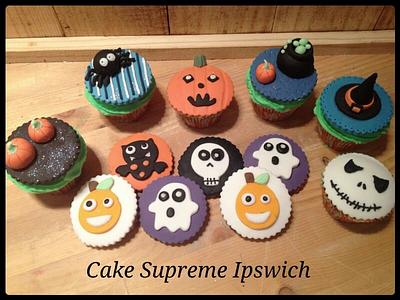 Halloween cupcake and cookies - Cake by Cake Supreme Ipswich
