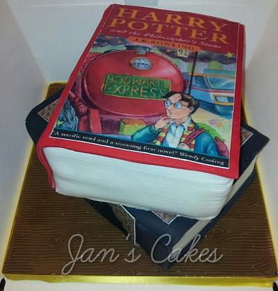 Harry Potter and William Shakespeare books. - Cake by Jan
