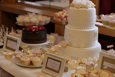 Art deco style wedding : - Cake by Lucya 