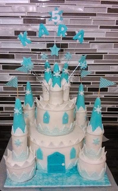 frozen castle - Cake by jacs4026