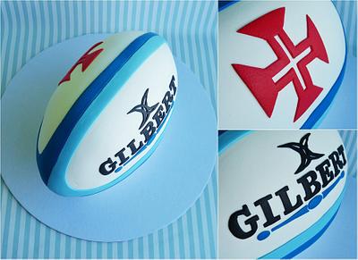 Rugby ball (belenenses team) - Cake by Margarida Abecassis