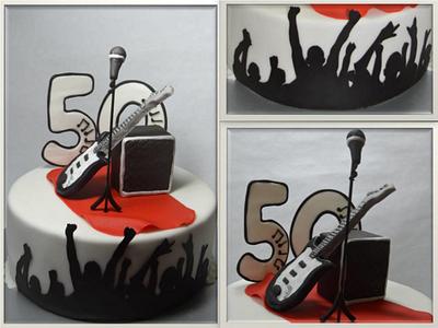 a birthday cake for a musician - Cake by m.o.n.i.č.k.a