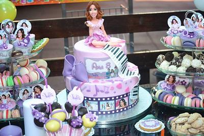 Violetta candy bar - Cake by Carmen Iordache