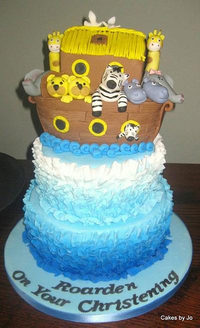 Noahs Ark and ombre ruffles - Cake by Jo