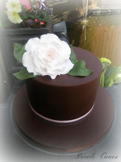 Rose Cake x - Cake by DeVoliCakes