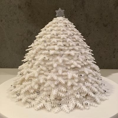 Christmas Cake in Snowflakes - Cake by Galatia