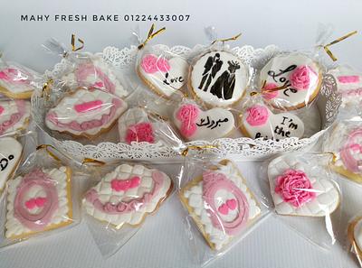 Engagement cookies  - Cake by Mahy hegazy