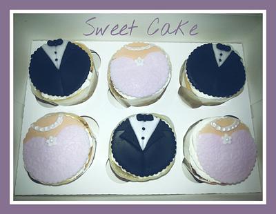 wedding cupcakes - Cake by sweetcakemg