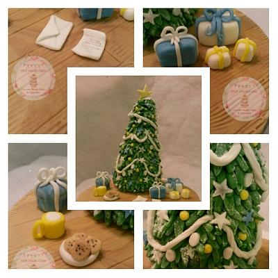 Christmas Tree Cake Topper - Cake by NickNacksCakes
