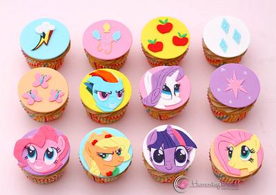 My Little Pony Cupcakes - Cake by HummingBread