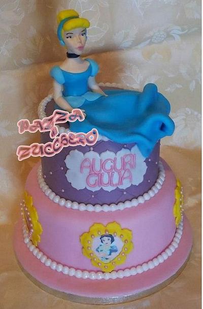 Cinderella - Cake by Elisa Di Franco