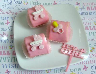 Mini Baby Cakes - Cake by Sweet Creations
