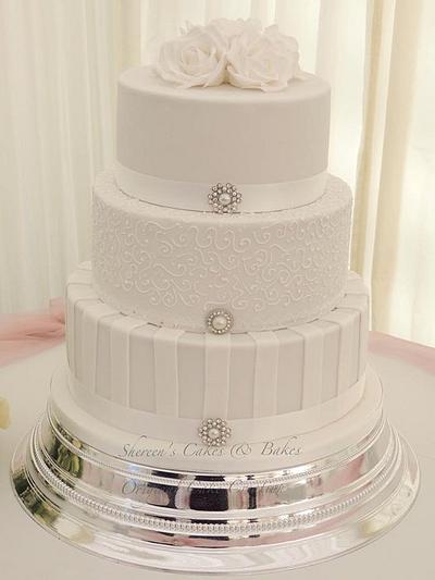 White Wedding - Cake by Shereen