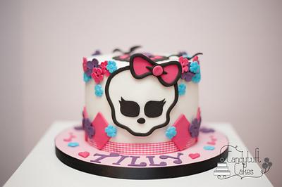 Monster High - Cake by Kathryn