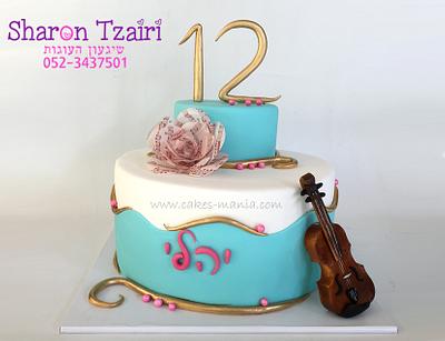 music theme birthday cake for a girl who plays the violin - Cake by sharon tzairi - cakes-mania