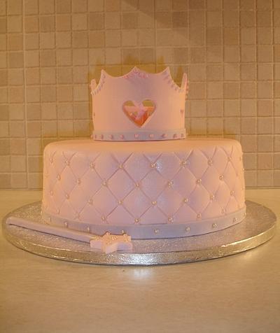 Crown cake for a princess - Cake by Dora Avramioti