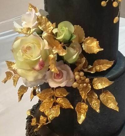 Stronge love wedding cake  - Cake by Amy Blasi