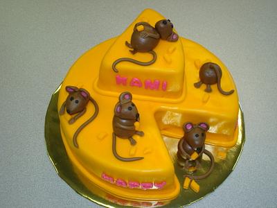 Mouse Cheese Cake - Cake by naughtyandnicecakes