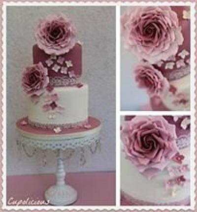 Vintage Wedding cake - Cake by Kriti Walia