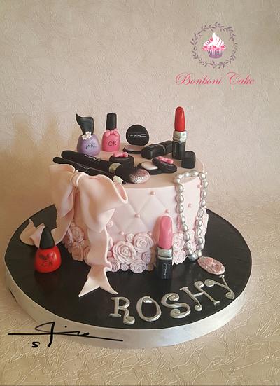 Pink.Make up - Cake by mona ghobara/Bonboni Cake
