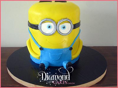 Minion Cake - Cake by DiamondCakesCarlow