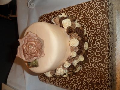 white and milk chocolate roses and swirls - Cake by cassie