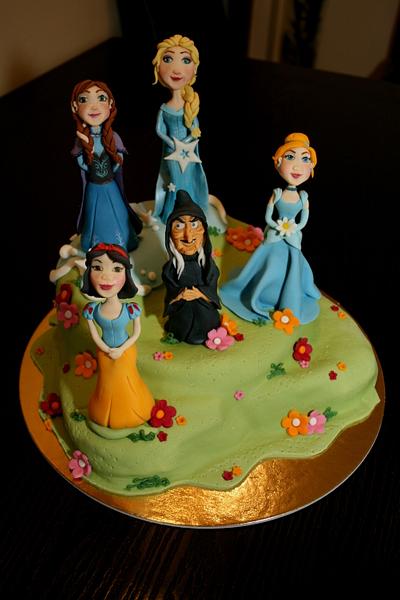 Princesses - Cake by Rozy