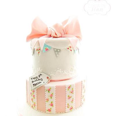 Vintage bunting and bow - Cake by Cakes by Sian