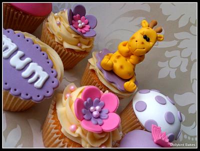 Cute Giraffe Cupcakes - Cake by Dollybird Bakes