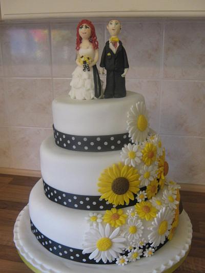 Sunflower/daisy wedding cake - Cake by Sue