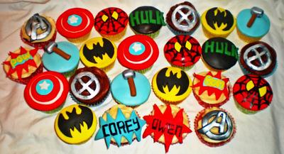 superhero cupcakes  - Cake by Time for Tiffin 