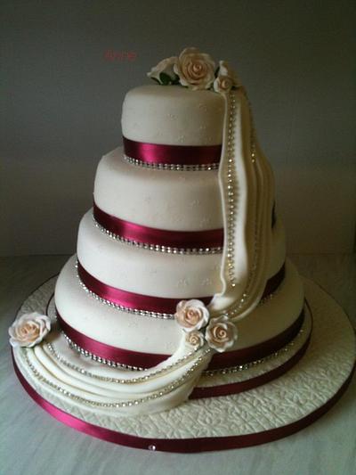 Wedding cake - Cake by Jivealive