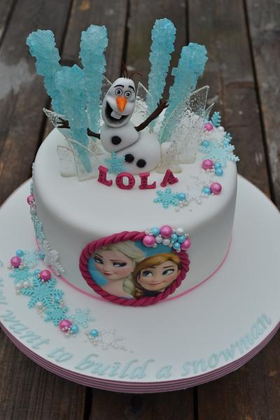 Do you want to build a snowman? - Cake by Caroline Gregory