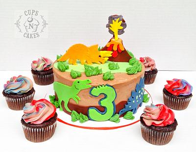 Little dinosaur - Cake by Cups-N-Cakes 