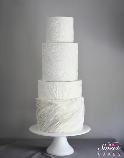 Sweet Easy collaboration : Gatsby white wedding  - Cake by Sweet Creations Cakes