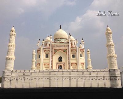 “A jewel of Muslim art in India” - A Taj Mahal inspired cake ! - Cake by Littletreats