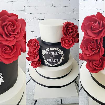 Black and white wedding - Cake by Charnee Arendse