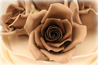 Rose - Cake by Lara Costantini