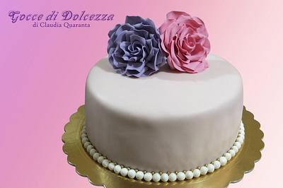 Cake with roses - Cake by GocceDiDolcezza