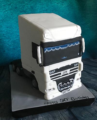 DAF truck cake  - Cake by Maria-Louise Cakes