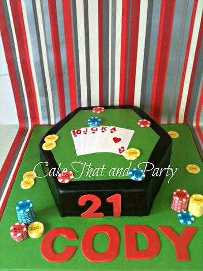 poker table cake  - Cake by yvonne