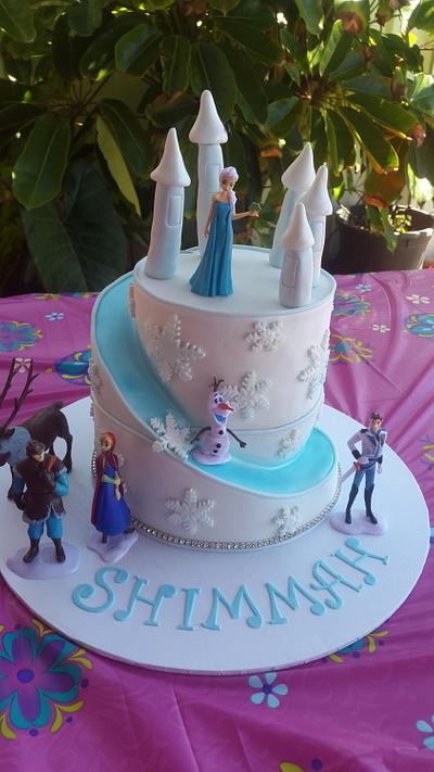 Frozen - Cake by Julie's Heavenly Cakes 