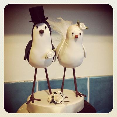 Chocolate and white wedding cake with birds topper - Cake by Netty