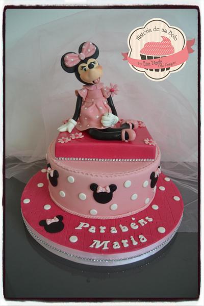Minnie  - Cake by EmaPaulaCakeDesigner